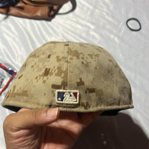 LA Dodger Camo Hat size 8 - Picture 5 of 5